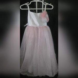 Pink dress, size 4, Cherakee